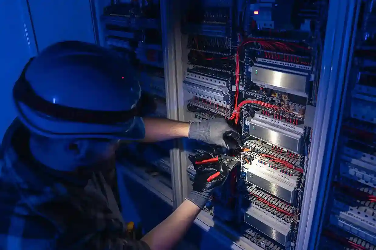 How Structured Cabling Improves Security Systems in Dubai’s Corporate Spaces