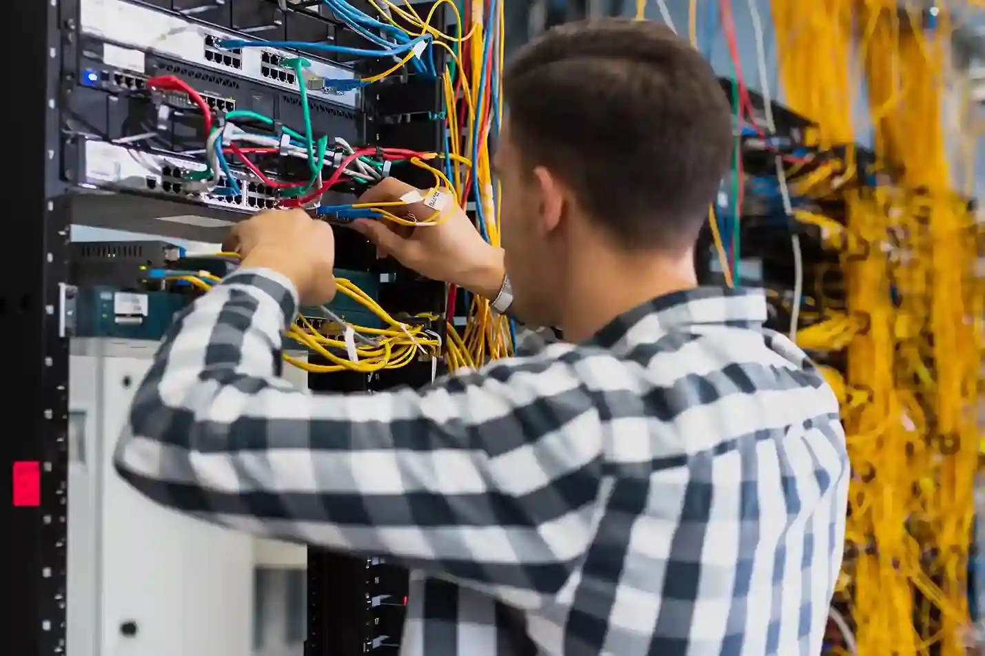 How Schools in Dubai Can Improve Connectivity with Structured Cabling